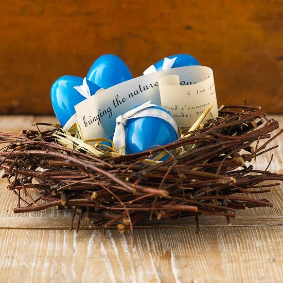 λαμπερό μπλε τεχνητό αυγό Πασχαλινά αυγά φωλιά ιδέα διακόσμησης