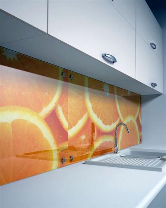 γυάλινο πίσω τοίχο λαμπερές ιδέες νεροχύτης πορτοκαλιάς κουζίνας