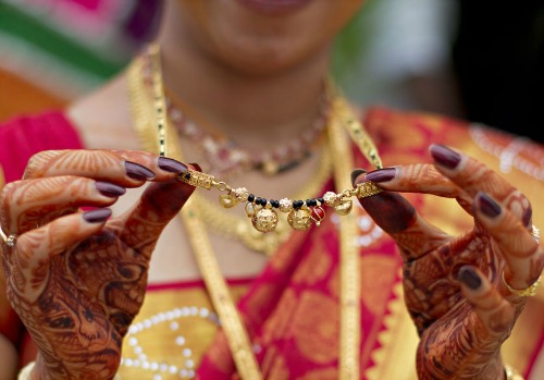 altın mangalsutra