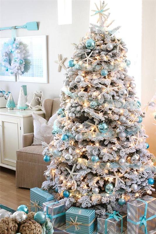 χρυσές και μπλε διακοσμήσεις χριστουγεννιάτικου δέντρου εξαιρετική ιδέα