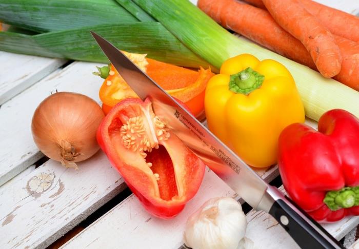 σχάρα χορτοφαγικά λαχανικά μπάρμπεκιου vegan ιδέες πάπρικα κρεμμύδια πόρι σκόρδο καρότα