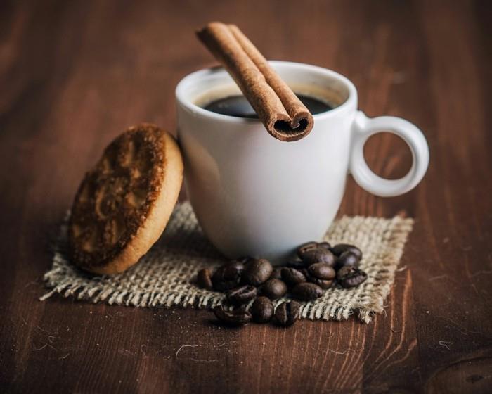 καλημέρα καφέ καφέ μπισκότα κόκκοι καφέ κόκκος κανέλας