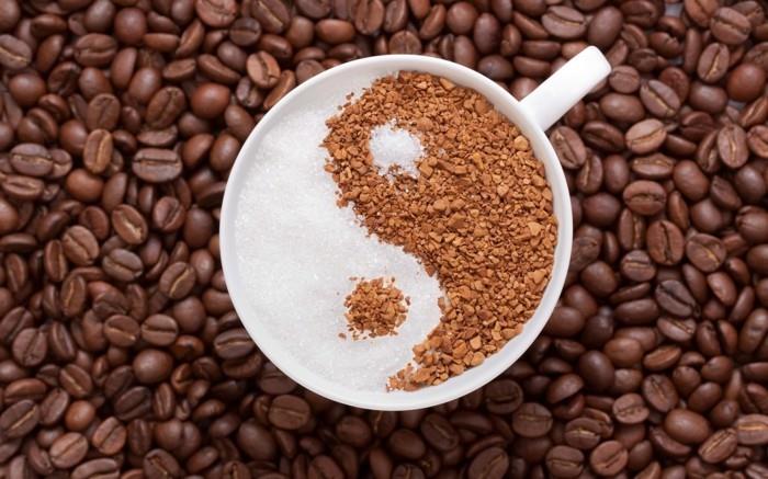 καλημέρα καφές καφέ αρμονία κόκκοι καφέ γιν γιανγκ σύμβολο