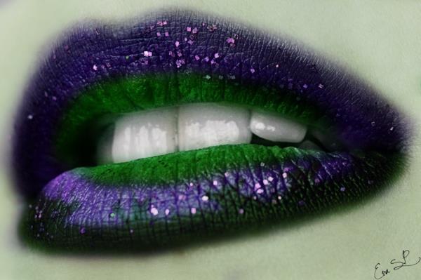 χείλη αποκριών πράσινο μοβ