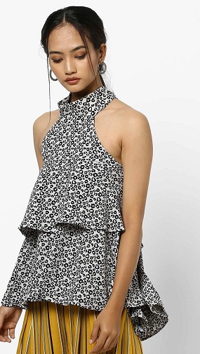 Fırfırlı Boyundan Bağlamalı Halter Top