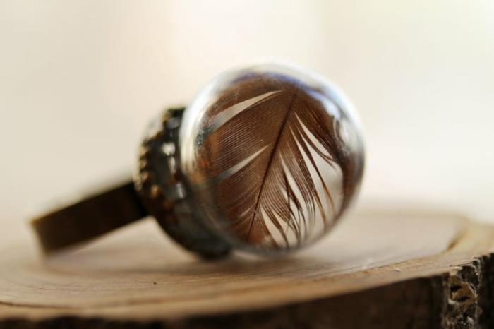 χειροποίητο δαχτυλίδι vintage κοσμήματα από ορείχαλκο φτερό από γυαλί