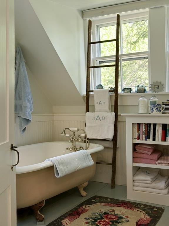Πετσέτα σκάλα ξύλινο κρεβάτι έπιπλα μπάνιου διακόσμηση ρουστίκ