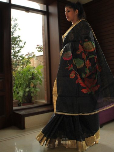 Tussar İpek Siyah El Dokuması Sari