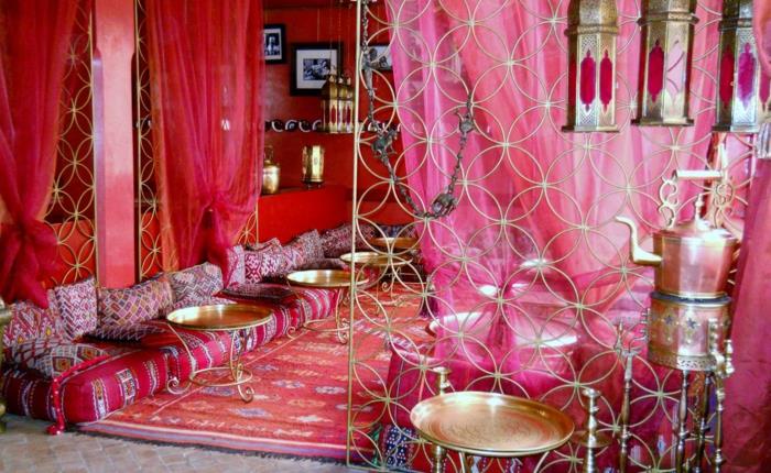 διακόσμηση σπιτιού μαροκινά υφάσματα μοτίβο