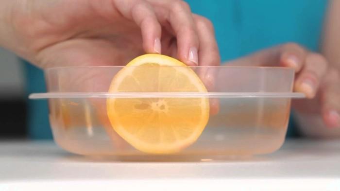 οικιακές συμβουλές καθαρισμού φούρνου λεμονιού μπέικιν πάουντερ κουζίνας8