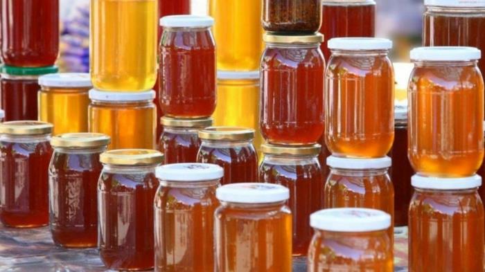 σπιτικές θεραπείες για ξηρό βήχα κάνουν σιρόπι βήχα μόνοι σας μέλι