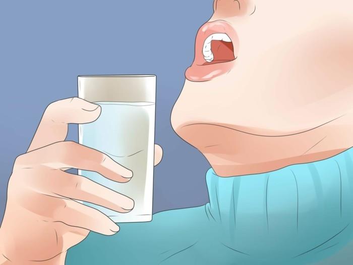 σπιτικές θεραπείες για πονόδοντο ξεπλύνετε με νερό
