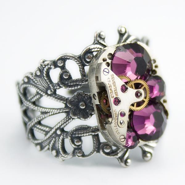 υπέροχο δαχτυλίδι κοσμημάτων swarovski μωβ steampunk
