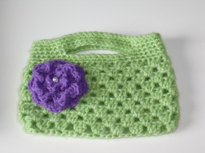 βελονάκι ιδέες τσάντα βελονάκι πράσινο μοβ λουλούδι