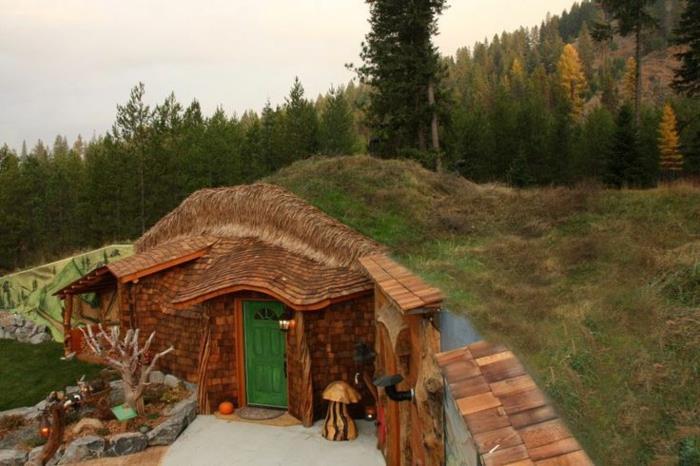 χόμπιτ χτίστε το δικό σας σπίτι ξύλο γρασίδι ΗΠΑ Μοντάνα