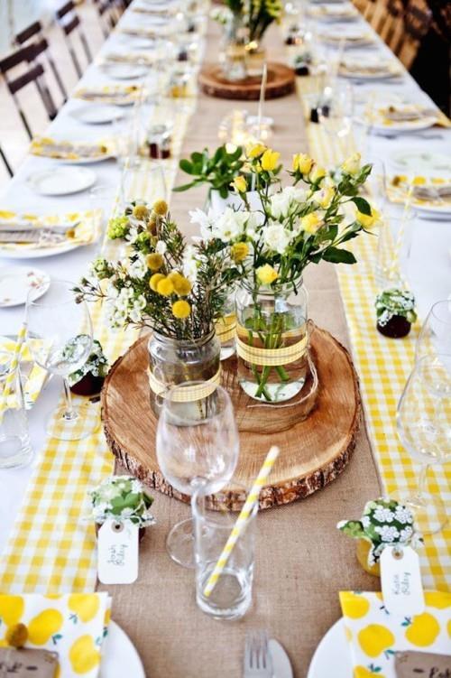 γαμήλια δεξίωση τραπέζι διακόσμηση ρουστίκ καρό μοτίβο