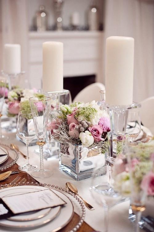 γαμήλιο τραπέζι διακοσμήστε λευκό τραπέζι δρομέας λουλούδια κεριά
