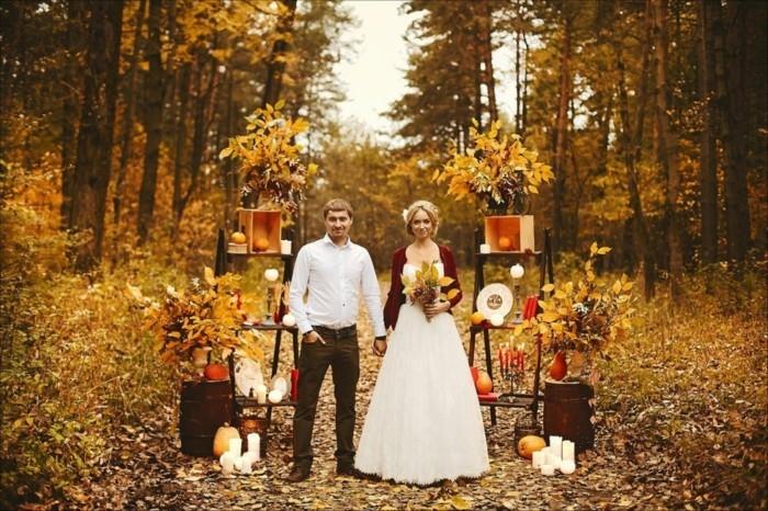 ιδέες διακόσμησης γάμου φθινοπωρινά κεριά κολοκύθες
