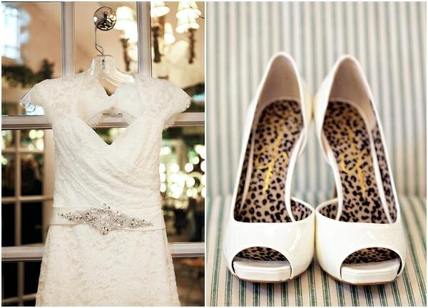Ρομαντικές ιδέες γαμήλιας γιορτής υπαίθρια παπούτσια γαμήλια τελετή