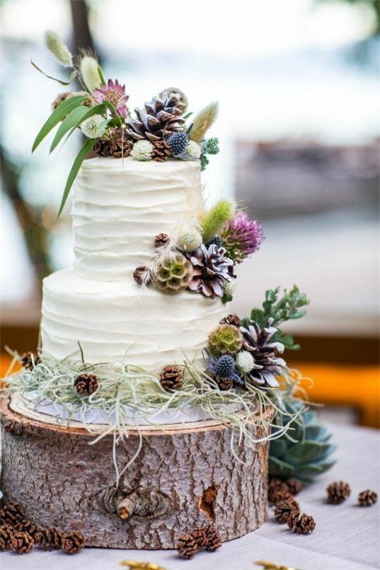 γαμήλια τούρτα χειμερινός γάμος με κώνους
