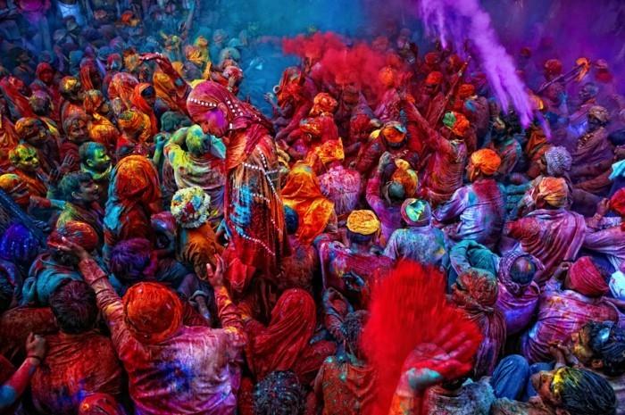 Φεστιβάλ χρωμάτων Holi στην Ινδία