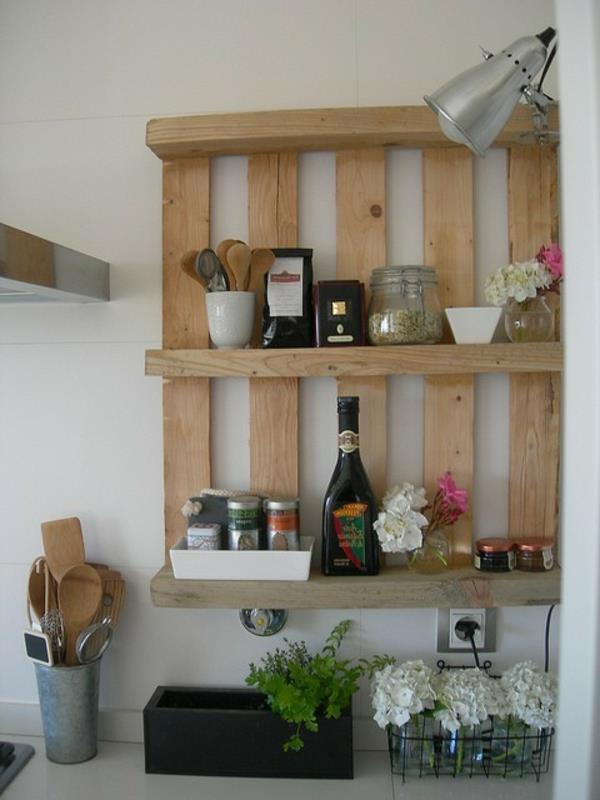 ξύλινα έπιπλα από παλέτες κάντε το μόνοι σας DIY ιδέες κουζίνας