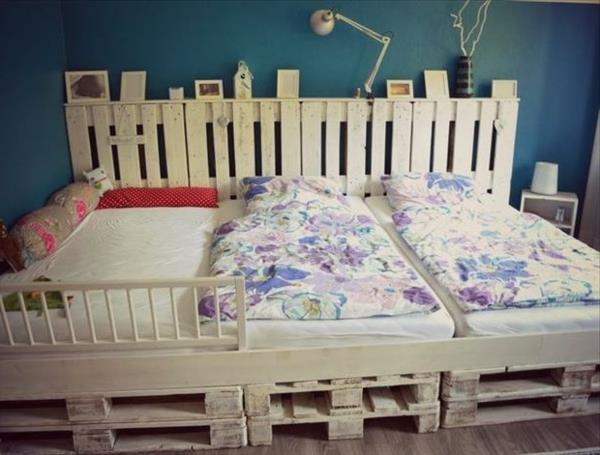 έπιπλα από ξύλινη παλέτα κάντε το μόνοι σας DIY ιδέες κεφαλάρι