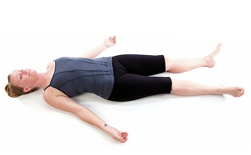 Savasana (lavono poza)