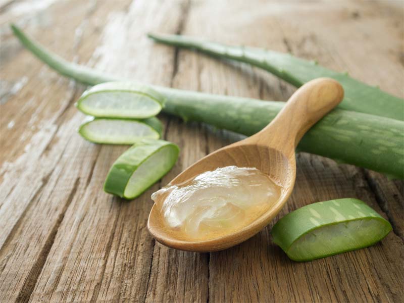 Açık Gözenekler için Aloe Vera