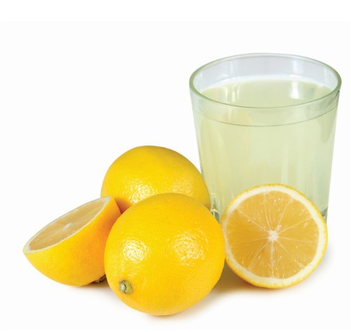 Boyun Kırışıklıklarını Önlemek İçin Limon Suyu