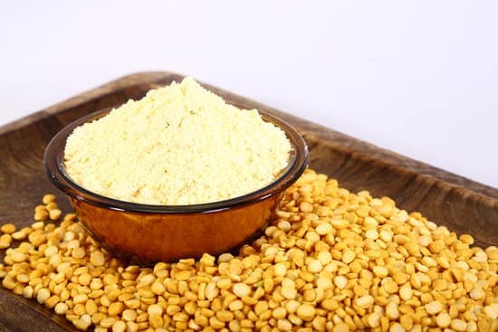 Chana Dal Un üst dudak kıllarını giderir