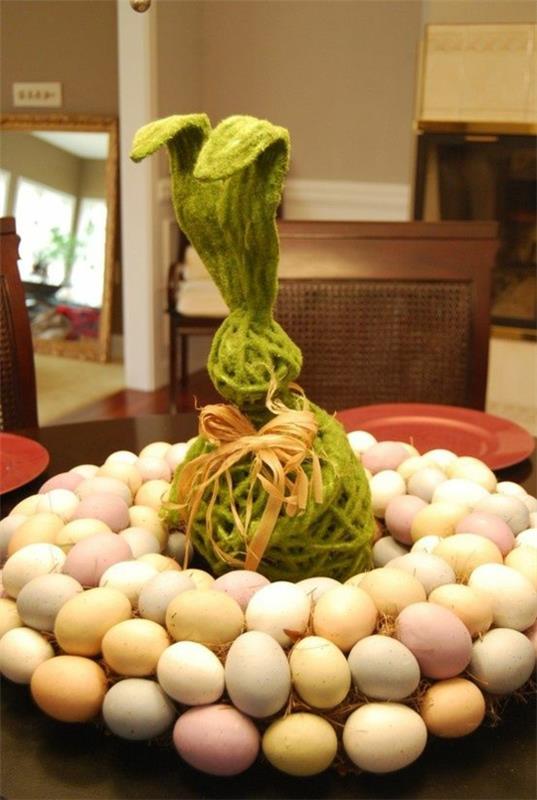 ιδέες πασχαλινή διακόσμηση μπαστούνι καλάθι βρύα χλόη Πάσχα λαγουδάκι χρωματισμός πασχαλινά αυγά φυσικά