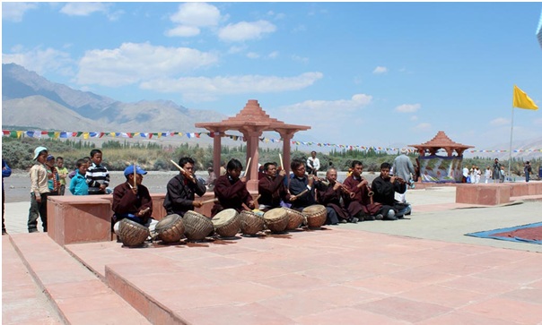jammu keşmir festivali adı