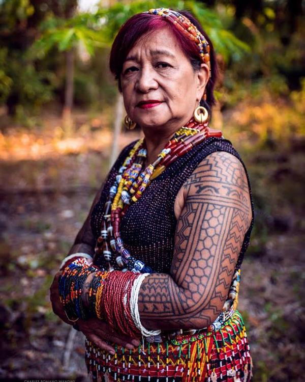 ινδικά τατουάζ τατουάζ για γυναίκες