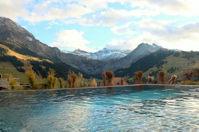 πισίνα υπερχείλισης Cambrian Adelboden Hotel και υπέροχη θέα