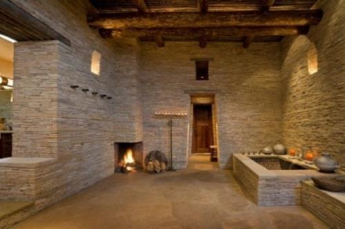 ενδιαφέρον σχέδιο μπάνιου πέτρα τραχύ τζάκι αρχαϊκό