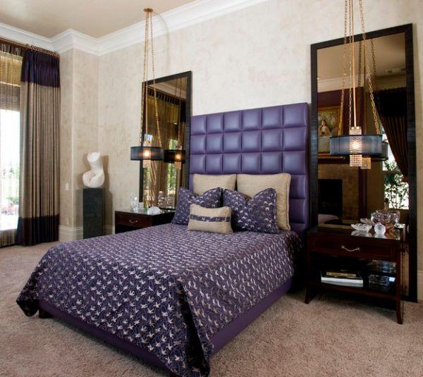 εσωτερική διακόσμηση σε μοβ κεφαλάρι κρεβατοκάμαρας υπνοδωματίου σε στυλ Χόλιγουντ