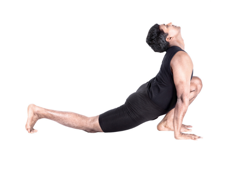 Ashwa Sanchalanasana