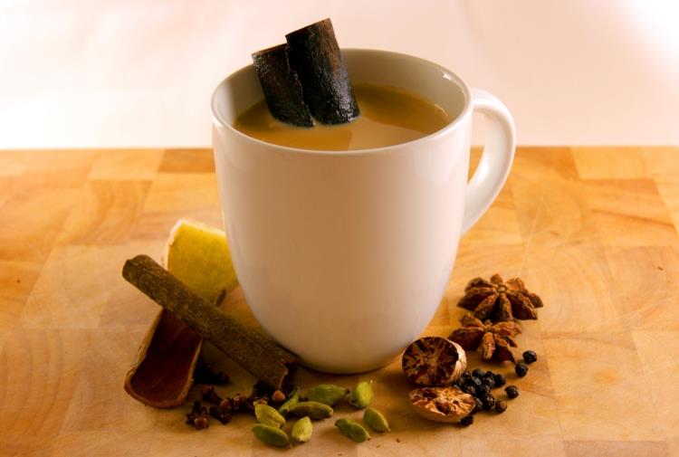 Το μαύρο τσάι είναι υγιεινό ινδικό τσάι