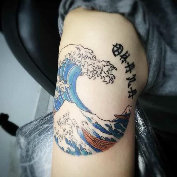 κύματα τατουάζ ιαπωνικής ohana