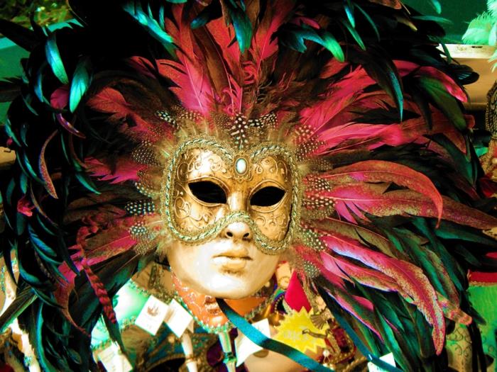 καρναβάλι καρναβάλι Βενετία κοστούμια φτερά μάσκες χρυσό