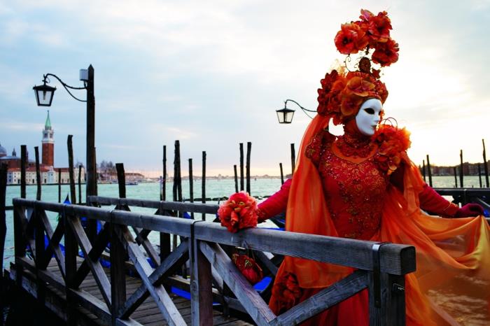 Βενετία καρναβάλι κοστούμια mardi gras κόκκινο φόρεμα αξεσουάρ μαλλιών λουλούδια