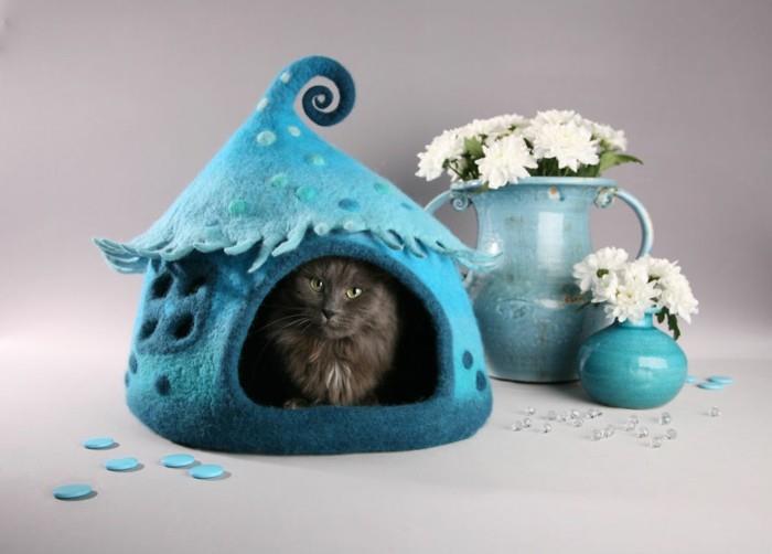 γάτα σπίτι yuliya kosata γούνα μπλε floral διακόσμηση