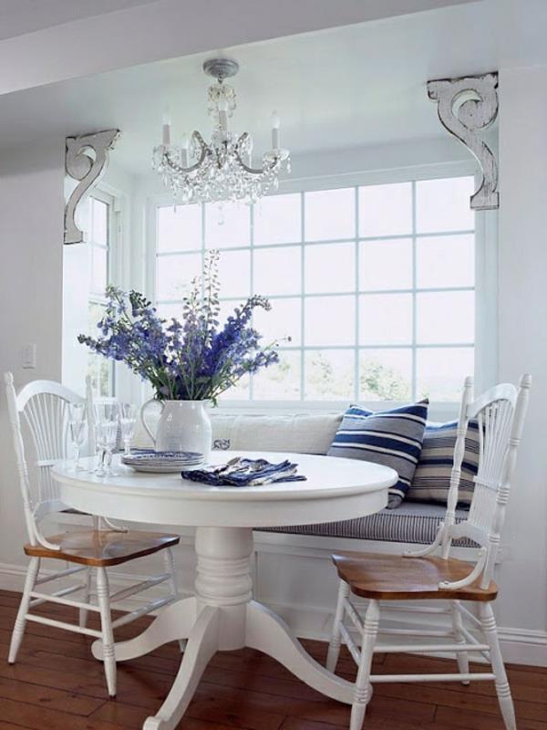 κουζίνα σχεδιασμός καρέκλες τραπεζαρία κάθονται πάγκος λουλούδια μωβ πολυέλαιος