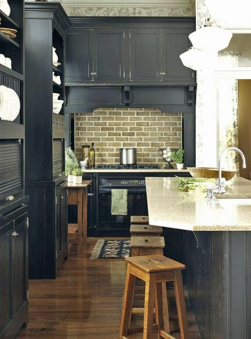 Σχέδια δαπέδου κουζίνας μαύρα έπιπλα τοίχο από τούβλα κουζίνα πίσω τοίχο