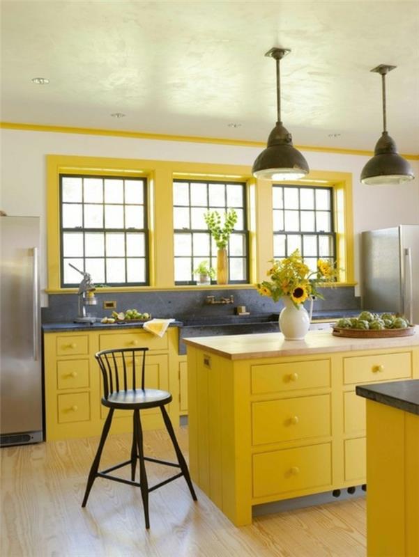 σχεδιασμός κουζίνας κίτρινα ντουλάπια κουζίνας γκρι στοιχεία floral διακόσμηση