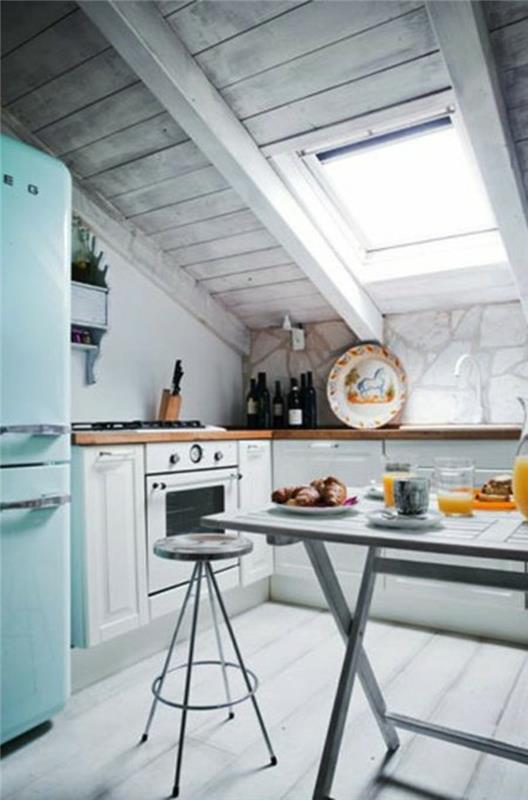 Εξοπλισμός κουζίνας διαμερίσματος τελευταίου ορόφου ιδέες διακόσμησης οροφής με κουζίνα 28