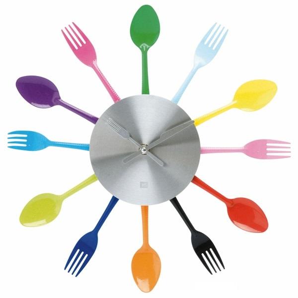 ρολόγια κουζίνας μοντέρνα ρολόγια τοίχου ιδέες διακόσμησης τοίχου κουτάλι πιρούνι χρωματιστό