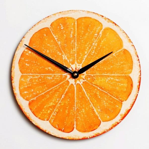 Τα μοντέρνα ρολόγια κουζίνας μοιάζουν με γούστο πορτοκαλί μηχανισμούς
