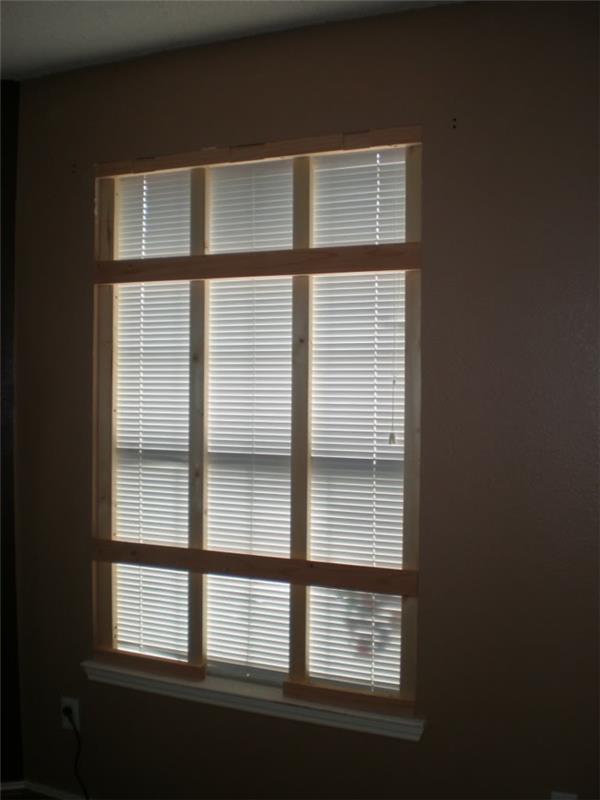 υπόγειο παράθυρο-εγκατάσταση-κουρτίνα-σωλήνας-λάμπα-πλαίσιο-περσίδα